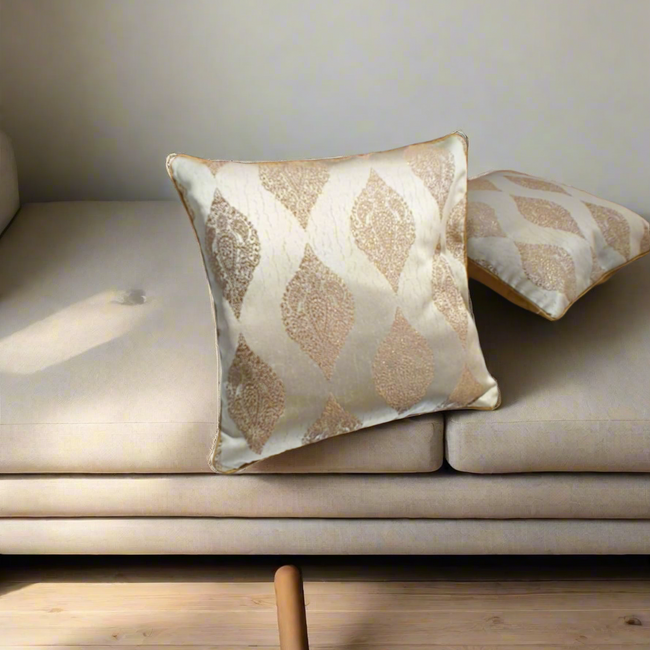 Cushion with cover set of 5 Main Image