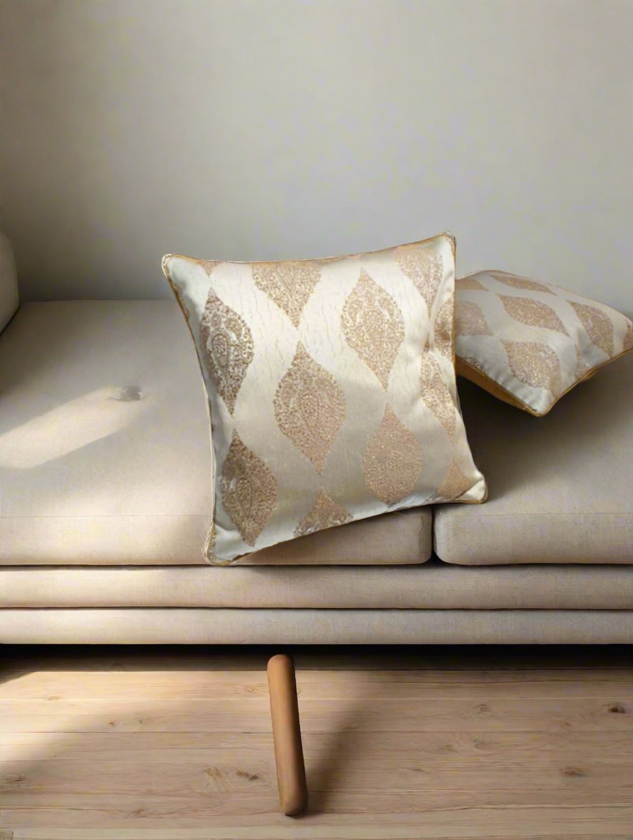 Cushion with cover set of 5